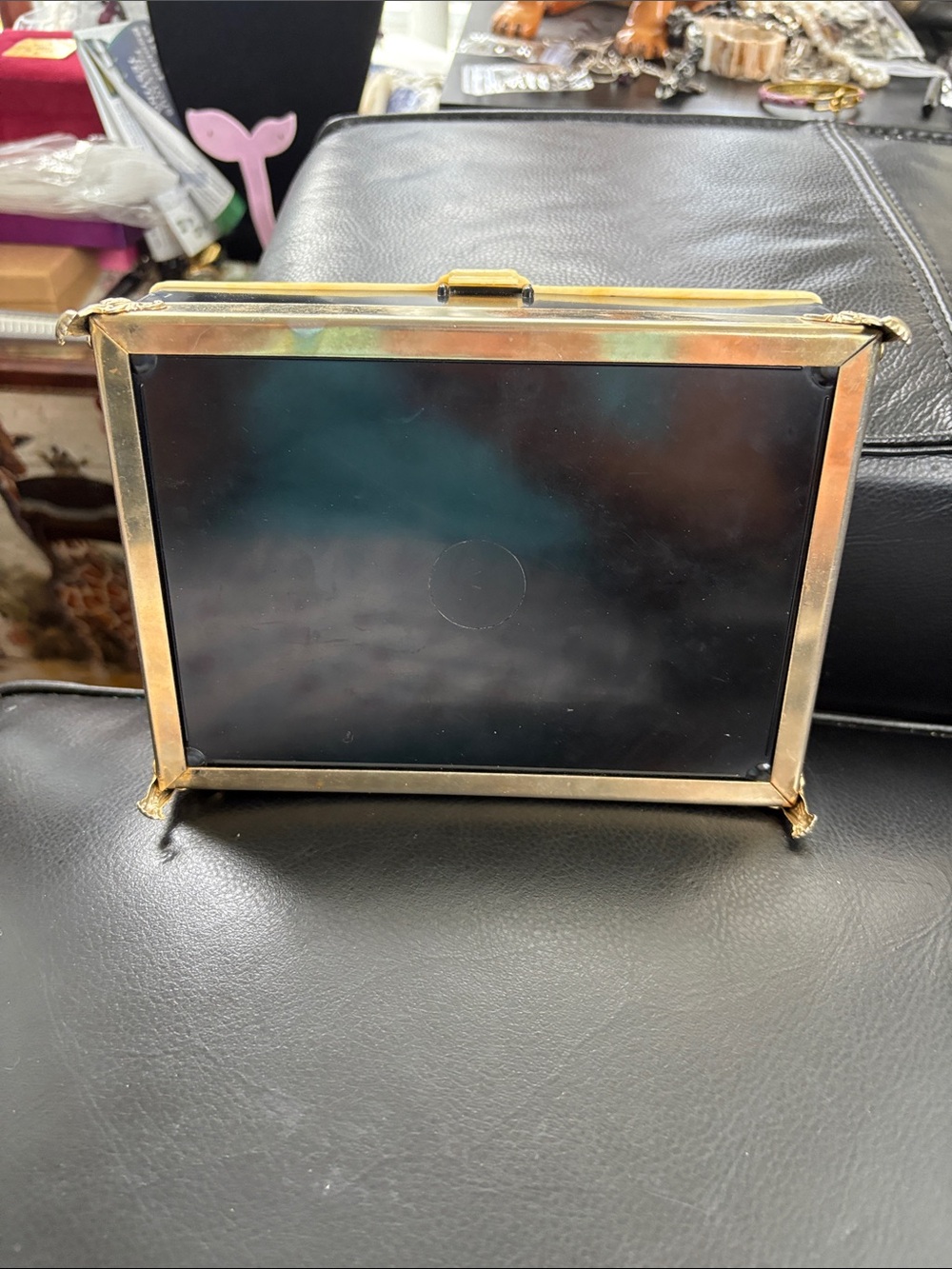 Vintage Mid Century Lion Cameo Trinket Box - Picture 5 of 10